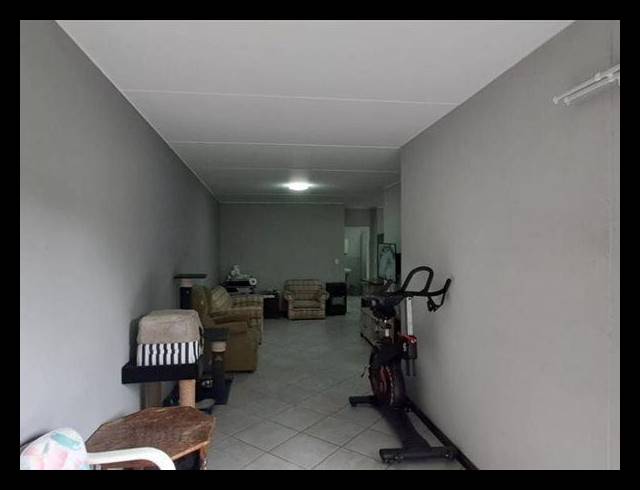 2 BEDROOM TOWNHOUSE FOR SALE IN NORTON PARK